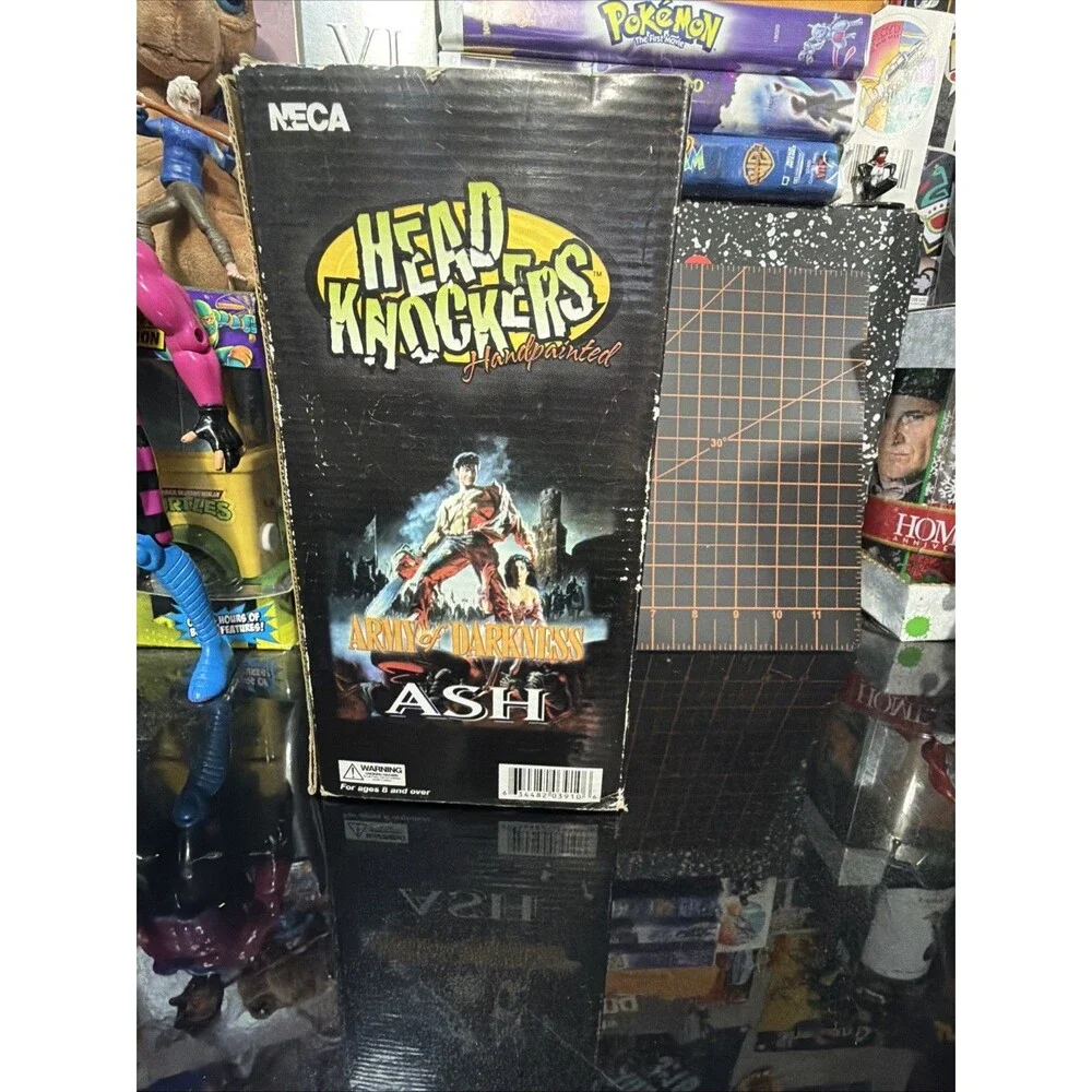 Head Knockers Army Of Darkness Ash Bobblehead NECA